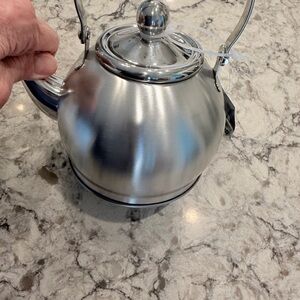 Stainless Steel Tea Kettle with diffuser new with tags royalty brand